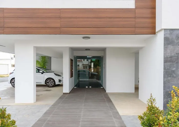 Mirage 2-br In Daire